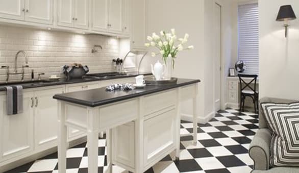 Neutral colors with mixed patterns interior design example